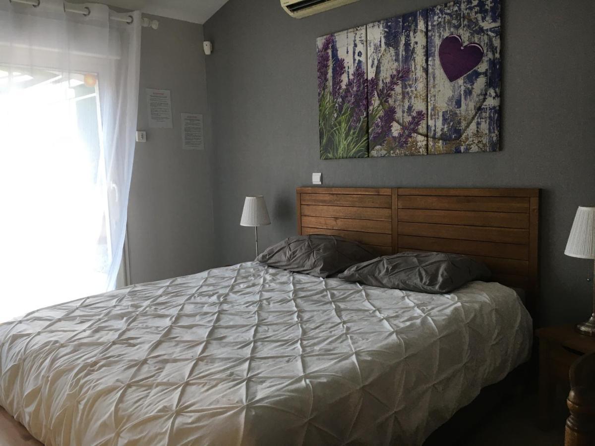 Les Lavandes Bed & Breakfast Alleins Exterior photo